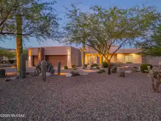 Luxury Living on 1.38 Acres