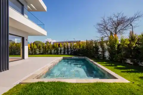 Three-floor Modern Villa