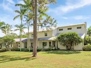 Farmhouse Retreat in the Heart of Jupiter Farms