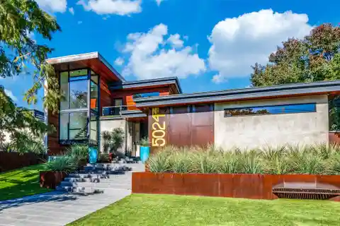 Re-envisioned Modern Masterpiece