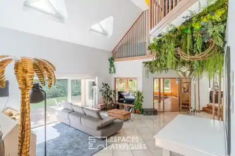 Contemporary Forest Estate with Indoor Pool