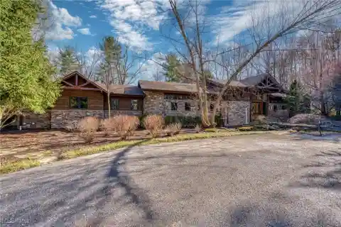 Stunning Architectural Masterpiece in Hunting Valley