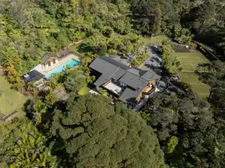 Multigenerational Lifestyle and Luxury