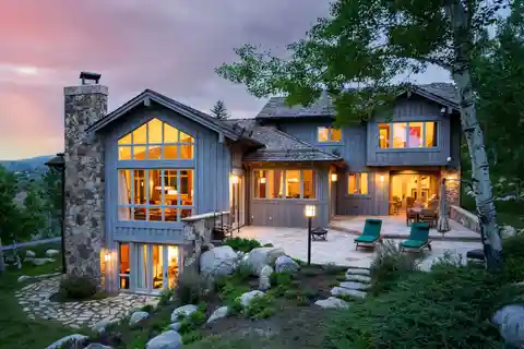 Impeccable Residence on 8.5 Gated Acres