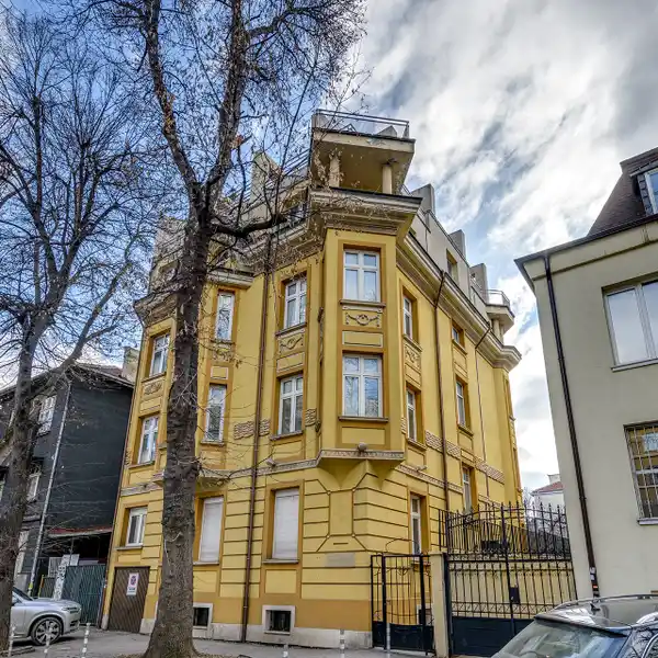 IMPRESSIVE BUILDING FOR SALE IN THE CENTER OF SOFIA