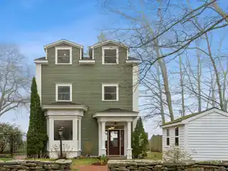 Ultimate Coastal Retreat in Freeport