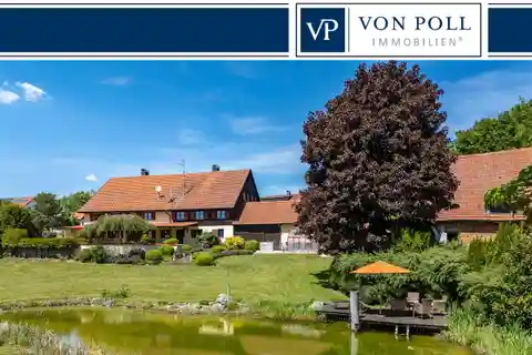 Spacious Detached House with Alpine Views