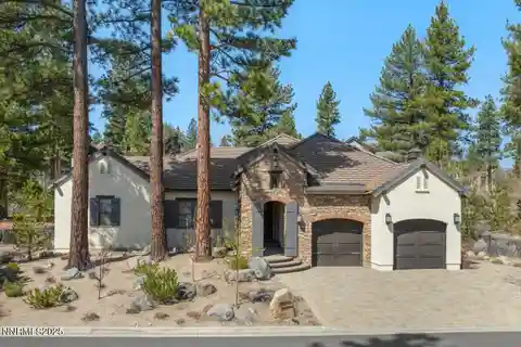 Beautifully Upgraded Single-Level Home in Montreux