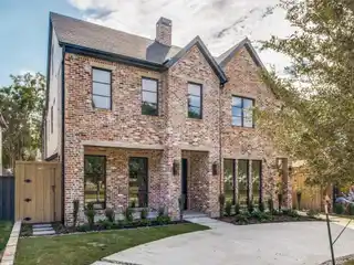 New Construction in Prime University Park Location