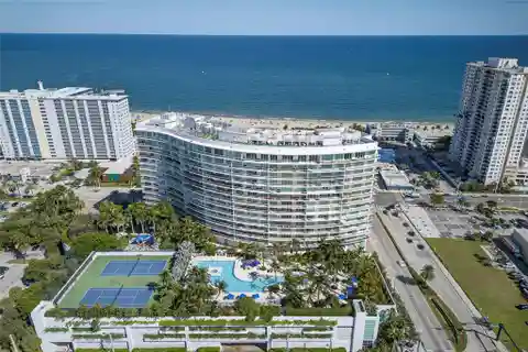 Incredible Condo in the Very Heart of Pompano Beach