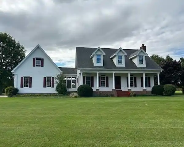 BEAUTIFUL ONE-OWNER HOME ON TEN ACRES