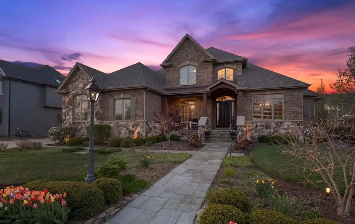 An Awe-inspiring Estate with Unparalleled Luxury