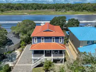 Experience Waterfront Living at Its Finest