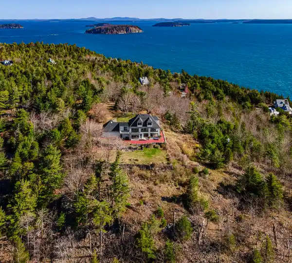INCREDIBLE 12-PLUS-ACRE VIEW PROPERTY