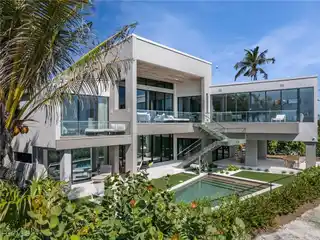 True Beachfront Masterpiece