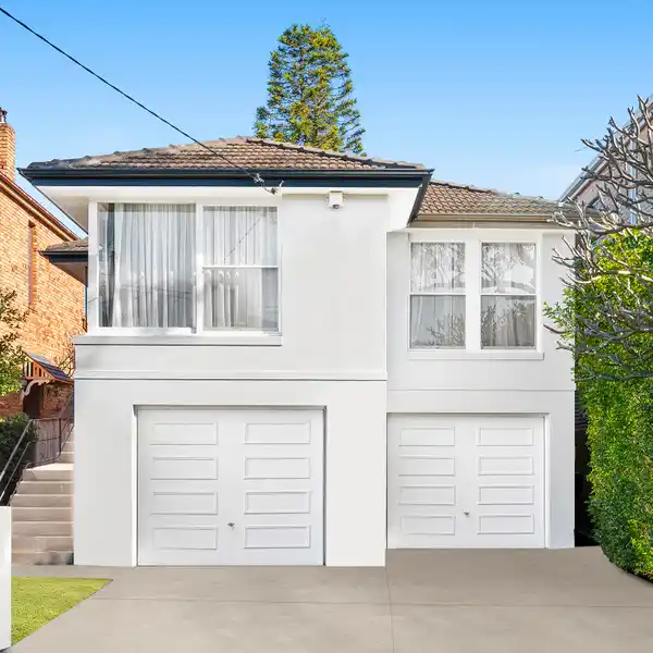 LOVELY PROPERTY IN A QUIET SETTING