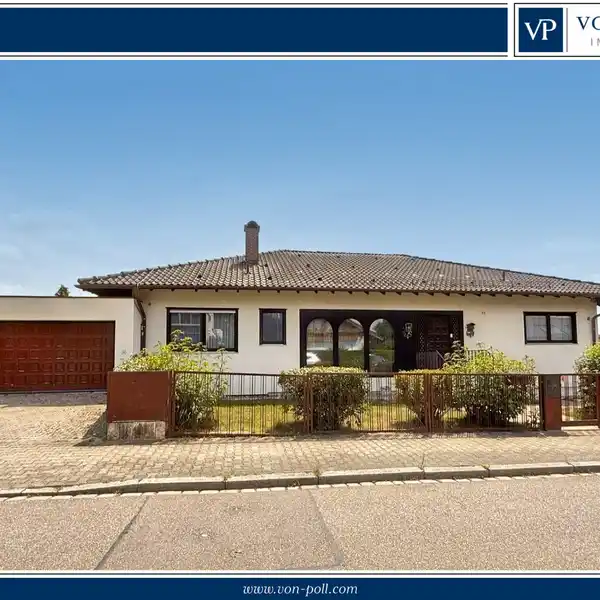 SOPHISTICATED LIVING IN A PEACEFUL SETTING