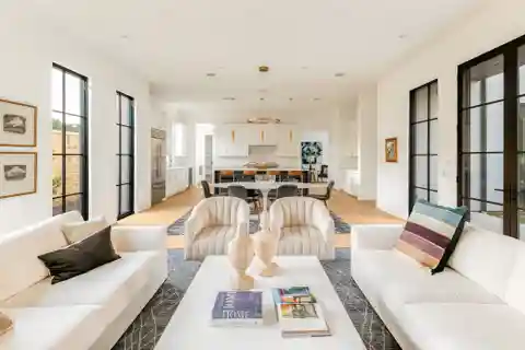 Modern Details with Timeless Elegance