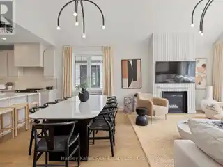 Designer Dream Home at the Base of Blue Mountain