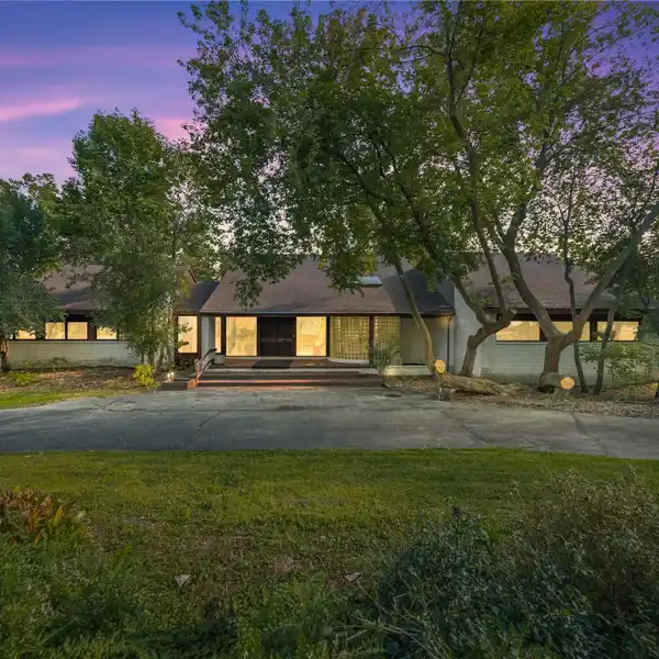 EXQUISITE RANCH ESTATE