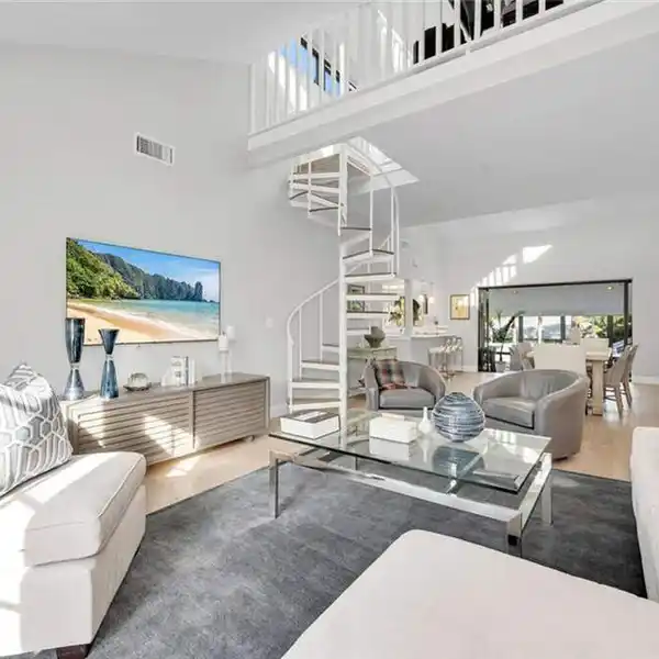 WHIMSICAL COASTAL CONTEMPORARY CONDO IN OLDE NAPLES