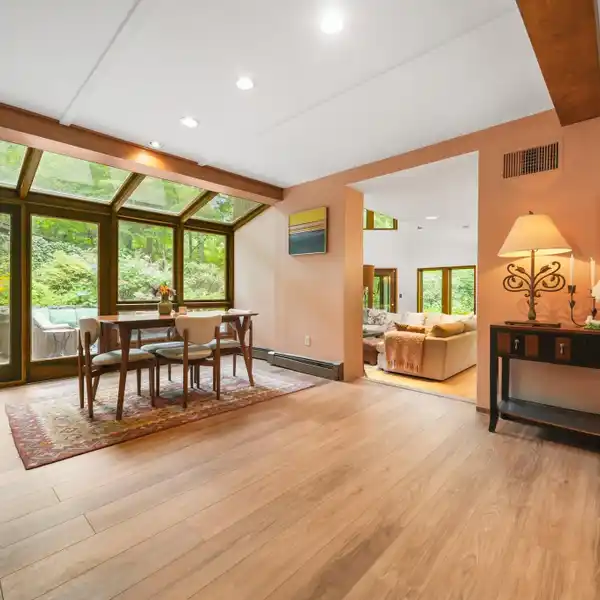 MID-CENTURY MODERN ELEGANCE MEETS COTTAGE-CORE CHARM