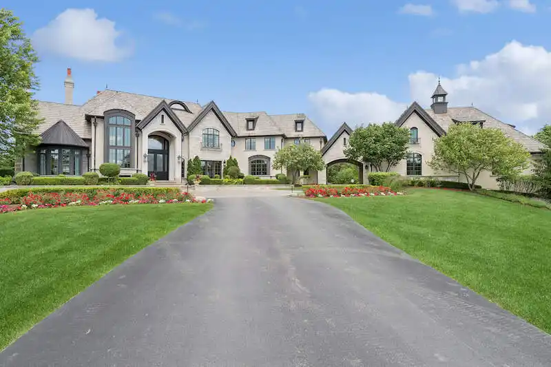 Unparalleled Three-acre Estate