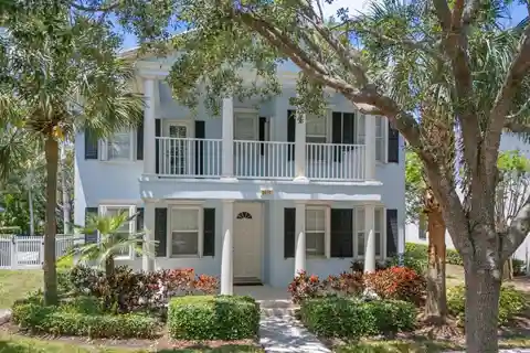 Immaculate and Spacious Pool Home