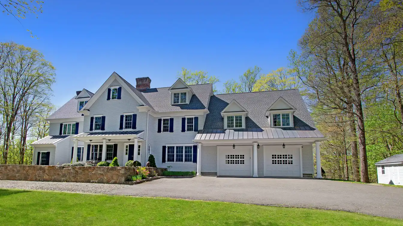 Exceptional Property Full of Upgrades