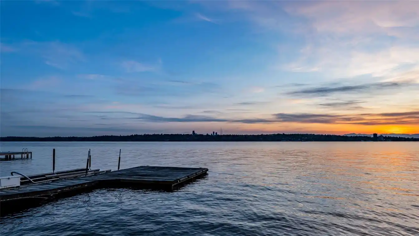 Build the Dream on Lake Washington