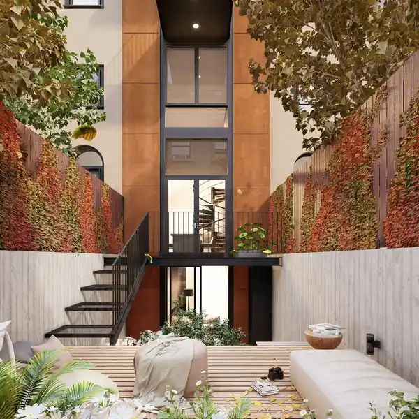 EXTRAORDINARY HOME WITH PRIVATE GARDEN