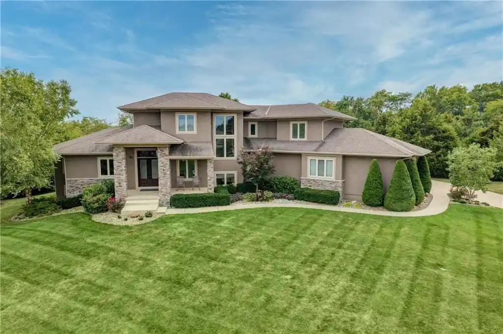 Remarkable Residence on a Private Treed Estate Lot