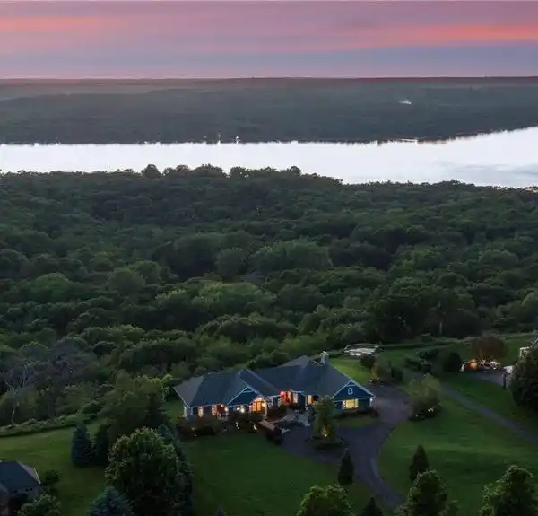 AMAZING PANORAMIC VIEWS