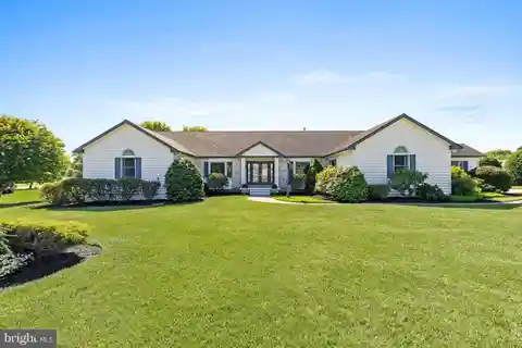 Elegant Coastal Living