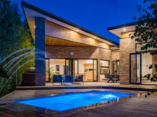 Unparalleled Quality on a Tree-Lined Cul-De-Sac