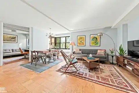 Beautifully Renovated Home with Treetop Views