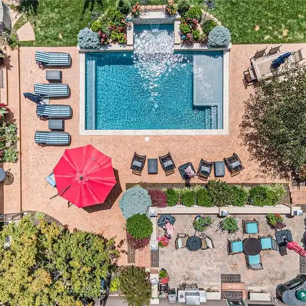 BEAUTIFULLY APPOINTED HOME IN SUNSET HILL