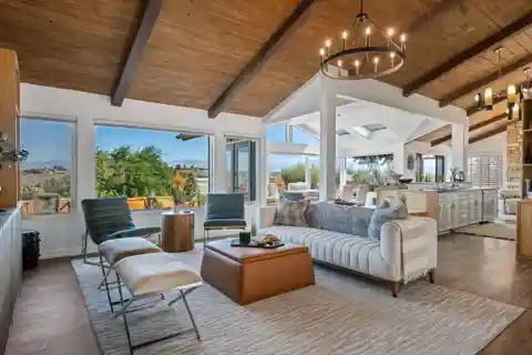 Large Picture Window Home with Spectacular Views