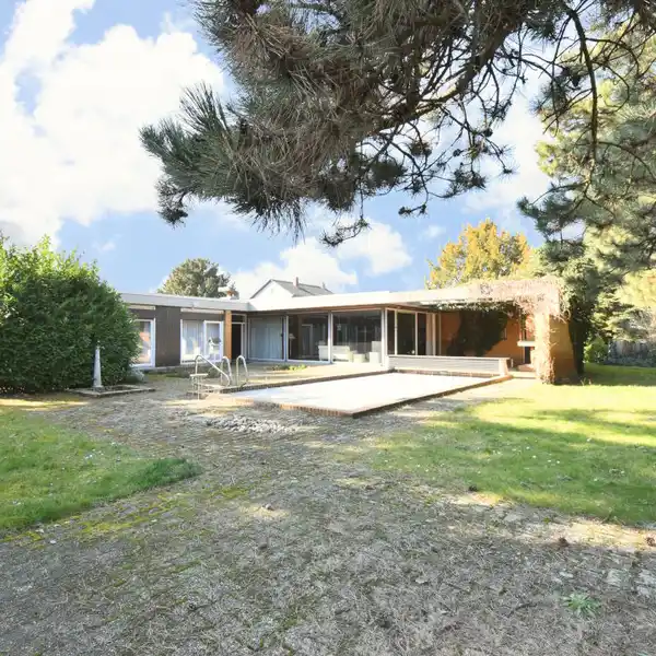 RARE BUNGALOW