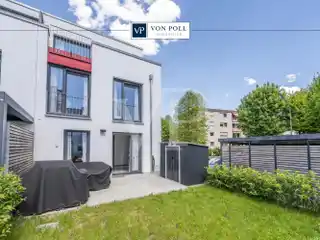 Pristine Contemporary Terraced House