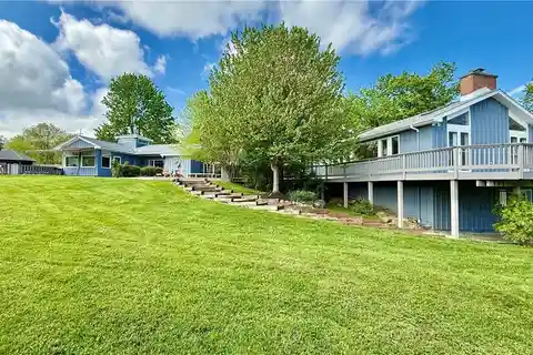 Majestic 65-acre Farm Retreat Near Lake Erie