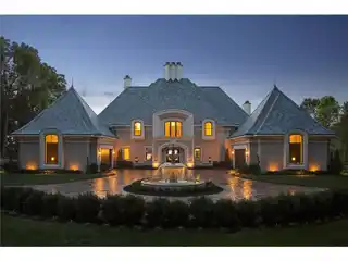 Forever Estate on the Shores of Lake Minnetonka