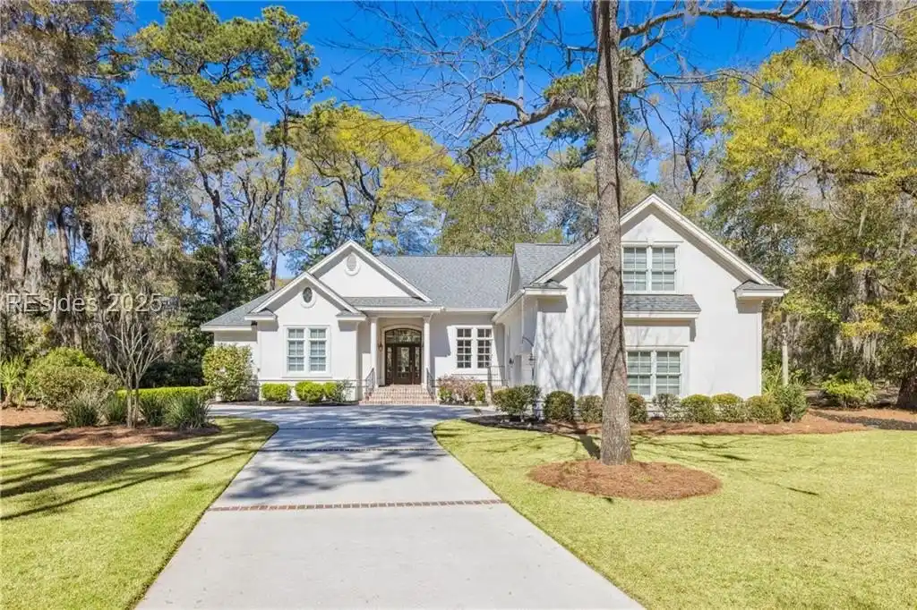 Updated Home on the Prestigious Nicklaus Course