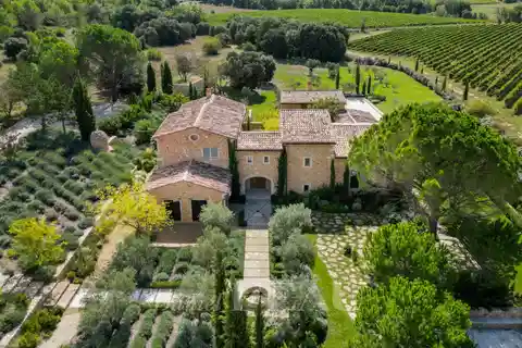 Refined Countryside Property
