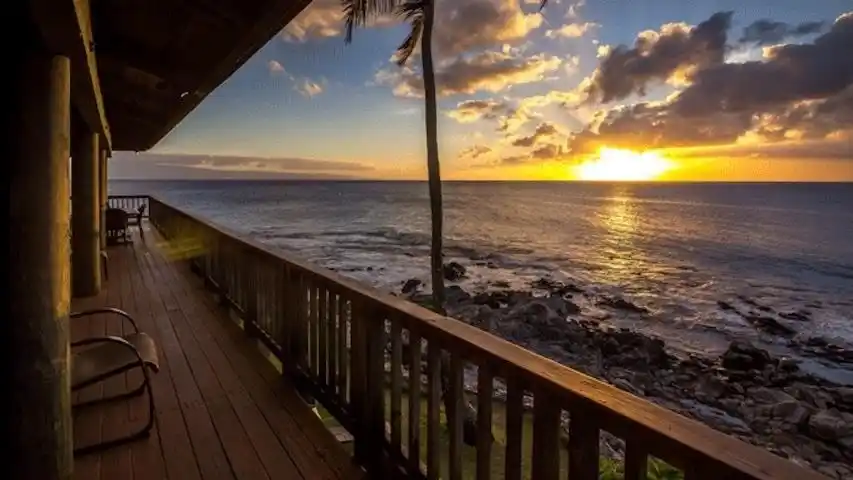 Incredible House with Ocean Access with Amazing Sunset Views