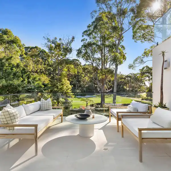 IMPECCABLY APPOINTED FAMILY HOME