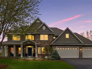 Luxury Living in Prestigious Chaska Town Course Fairway Hills