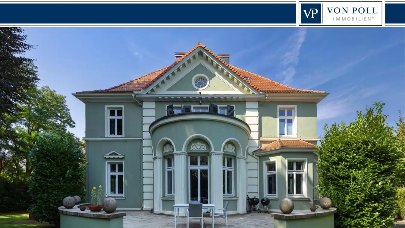 Elegant History in a Modern Guise - Unique Old Villa with Style