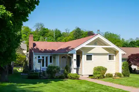 Charming Turnkey Ranch