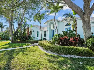 Exquisite Tropical Paradise in Tierra Verde
